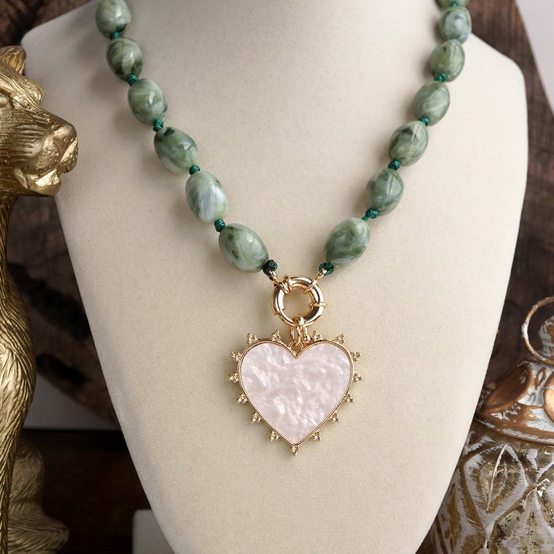 Amour Knot – Beaded Heart Pendant Necklace