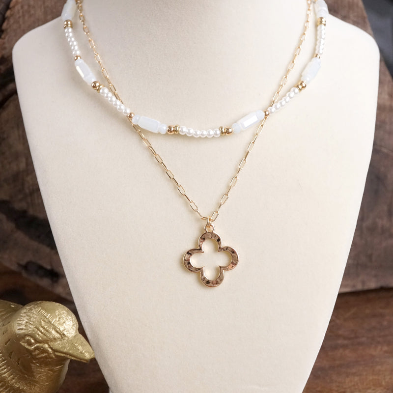 Elegant Classic 2-in-1 Pearls & Chain Necklace with Clover Pendant
