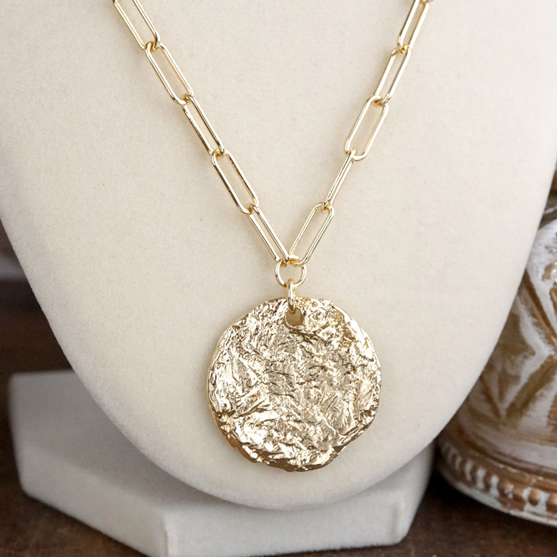 Treasure Trio – 3-in-1 Layered Hammered Coins Necklace