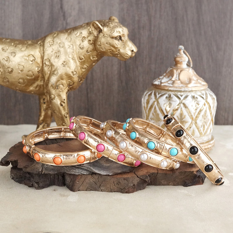 Timeless Charm – Slim Cabochon Eternity Bangle