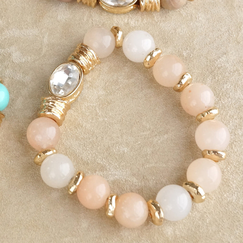 Earthy Gleam – Statement Beaded Bracelet with Oval Crystal