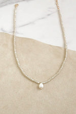 Short Necklace Glass Beads Freshwater Pearl pendant Beige