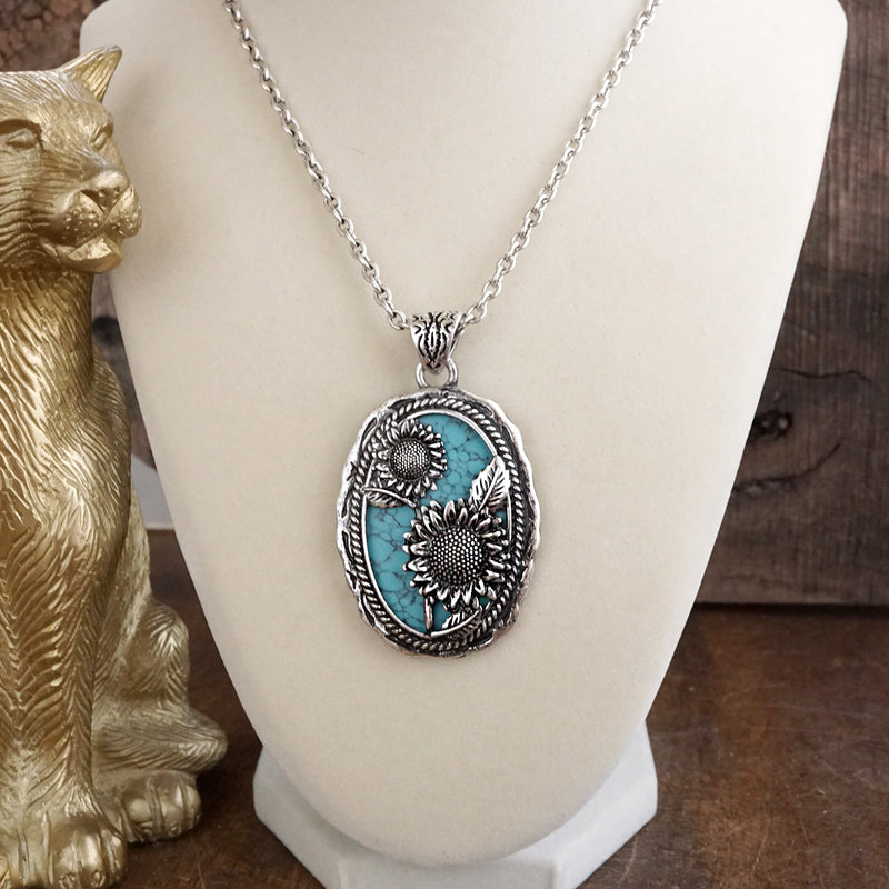 Prairie Tales – Silver Tone Western Pendant Necklace