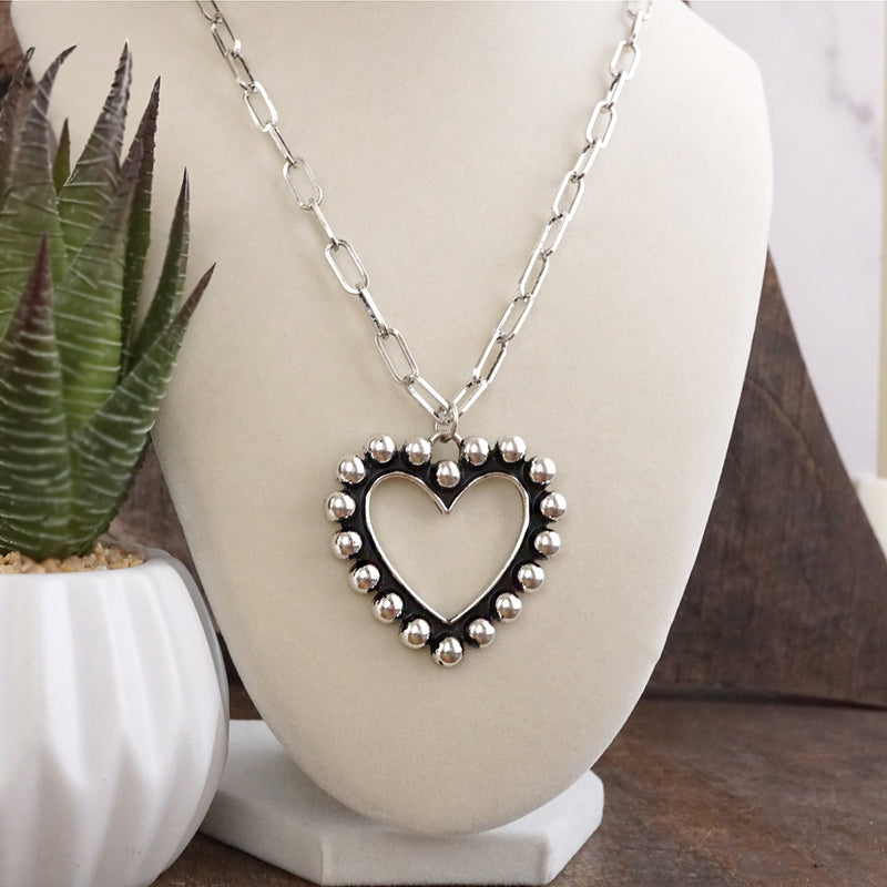 Wild Grace – Western Bubble Heart Pendant Necklace