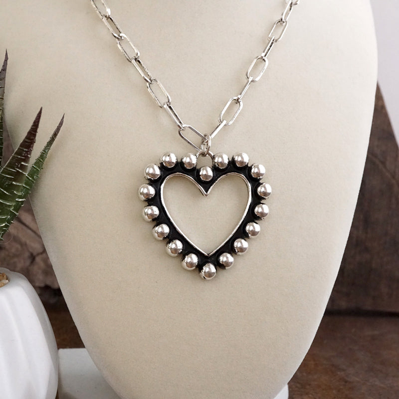 Wild Grace – Western Bubble Heart Pendant Necklace