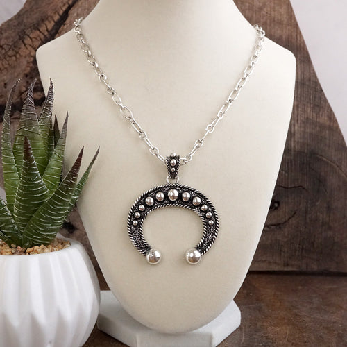Desert Bloom – Western Squash Blossom Pendant Necklace