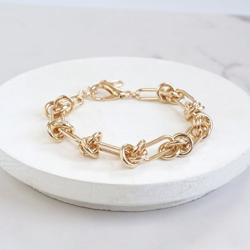 Paper Clip Link chain bracelet in Gold tone