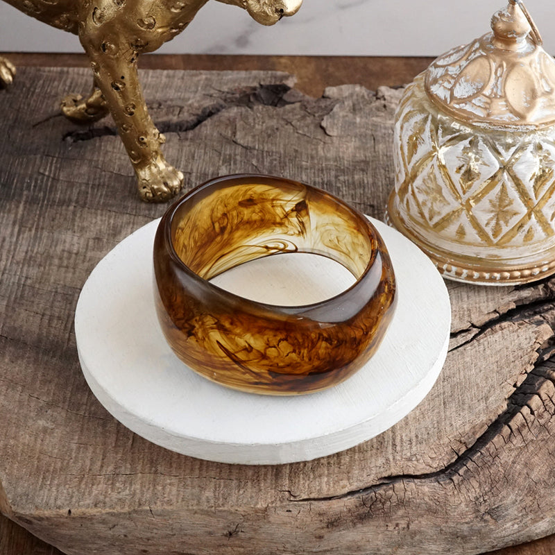 Warm Whisper – Chunky Resin Statement Bangle