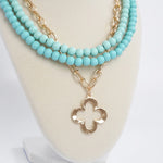 Short Necklace Wooden Beads Clover paperclip chain - Green