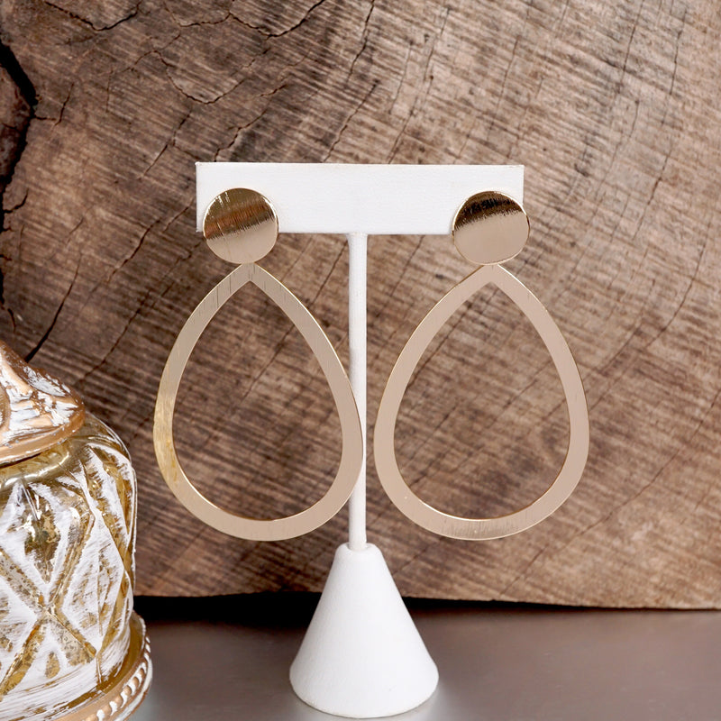 Teardrop Shape Statement Earrings – Gold Tone