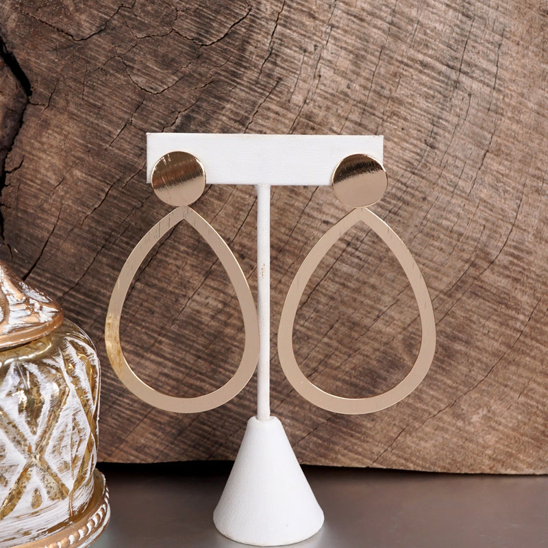 Teardrop Shape Statement Earrings – Gold Tone
