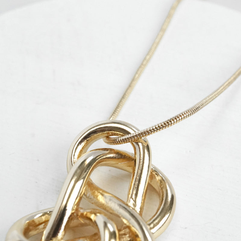 Minimalist Mid-Length Abstract Pendant Necklace – Gold or Silver Tone