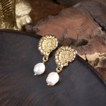 Ocean Whispers – Gold Seashell Earrings with Pearl Drops