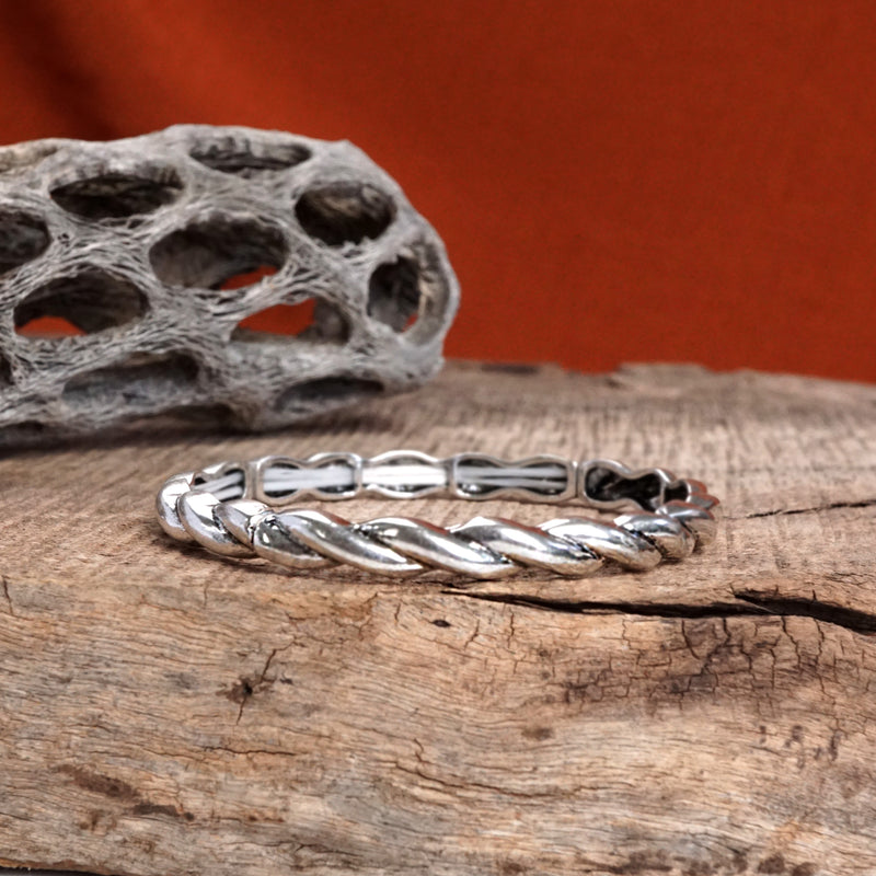 Desert Dream Stretch Bangles – Silver-Toned Western Glam with Crystal Kisses