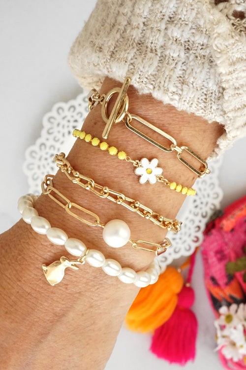 Easter pearl bracelet with golden bunny charm