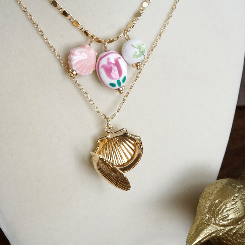 Multi-Charm Chinoiserie & Shell Locket Layered Necklace – Pink & Gold