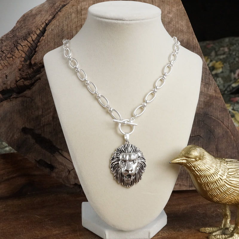 Lion Head Front Toggle Statement Necklace – Silver Tone