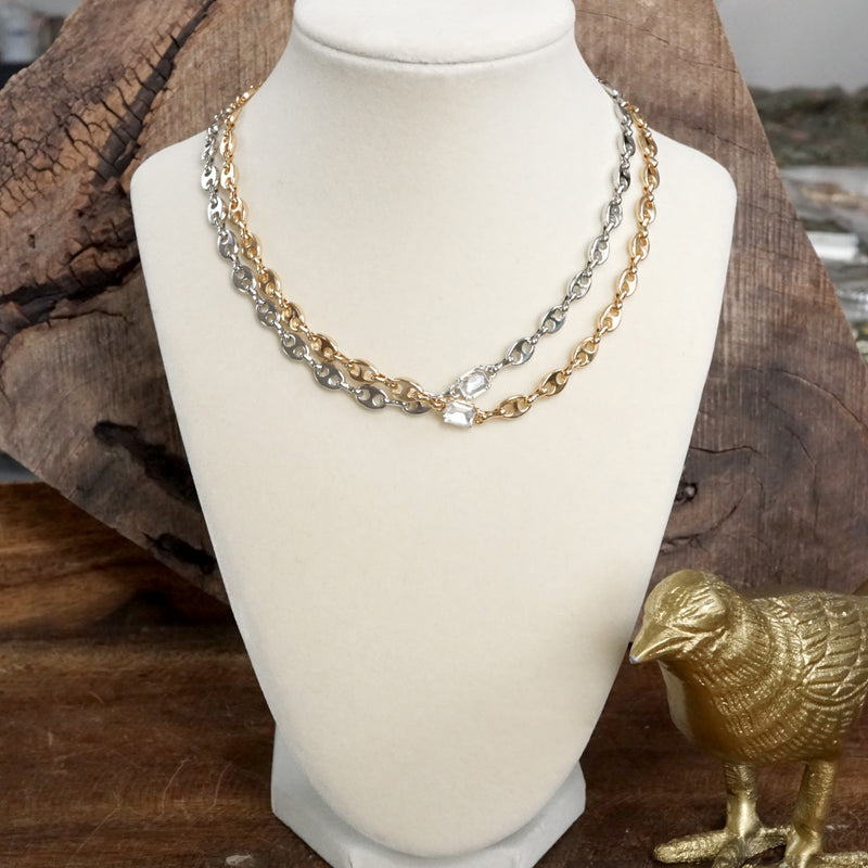 Short Anchor Chain Necklace with Emerald-Cut Crystal – Gold or Silver
