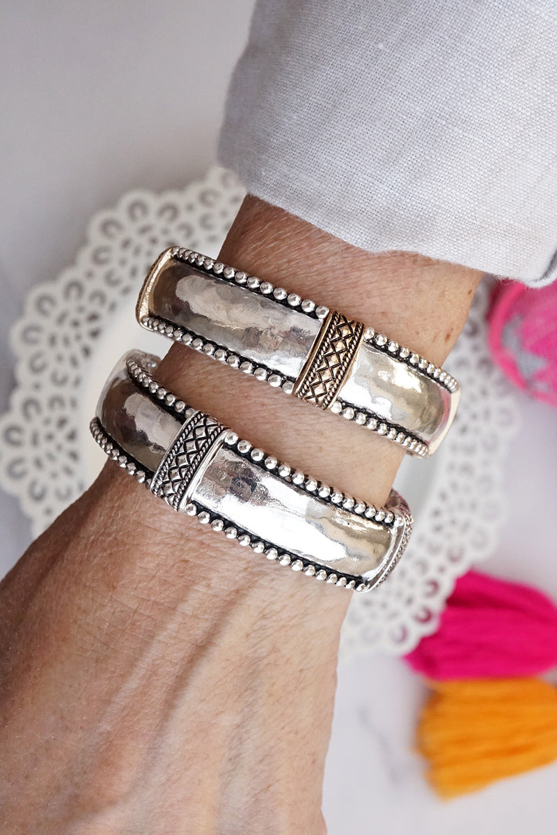 Heritage Shine – Wide Hammered Stretch Bangle