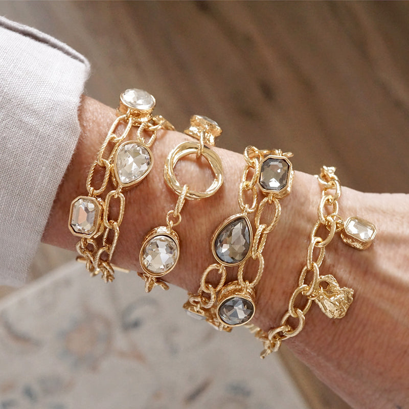Brilliant Bond – Statement Chain Bracelets with Reflective Crystals