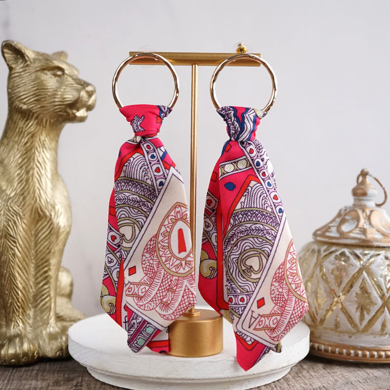 Heartstrings in Fuchsia – Charm Necklace with Woven Scarf Tie